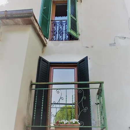 Via Garibaldi סטיה